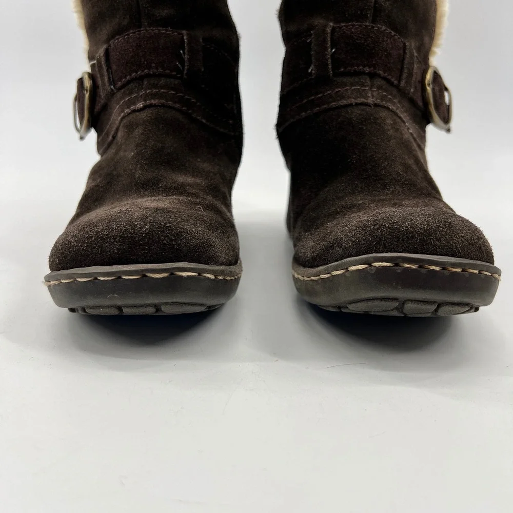 Y2K Bare Traps Boots Women 6.5M Brown Suede Wedge Faux Fur Trim Buckle Chunky